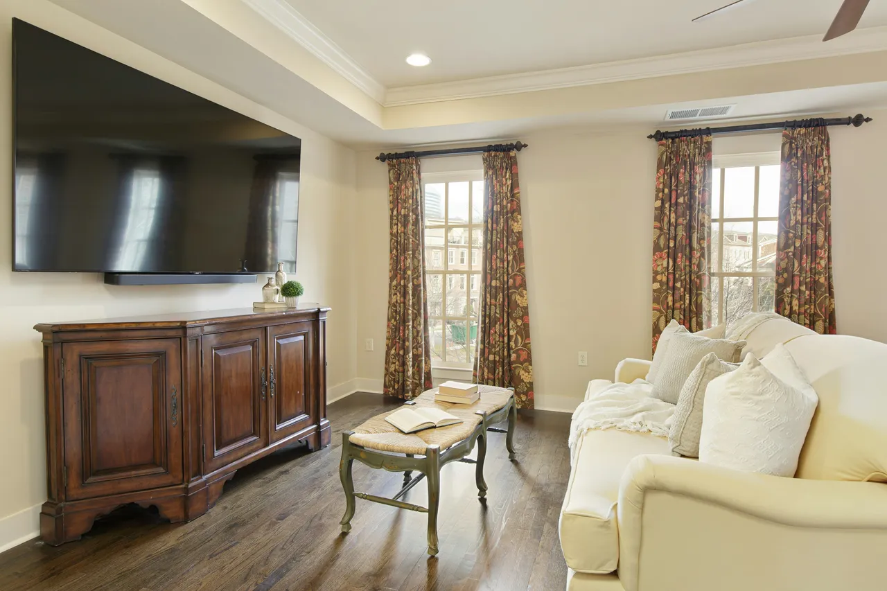 Comfortable community living spaces